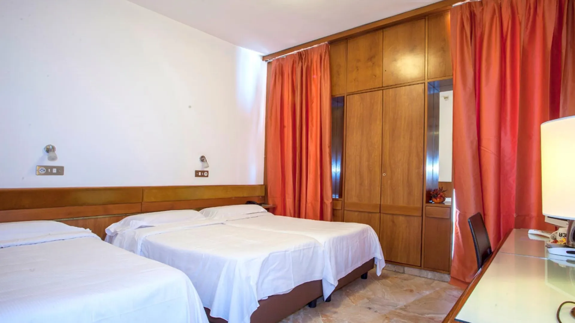 Canova Hotel Mediolan 3*,  Włochy