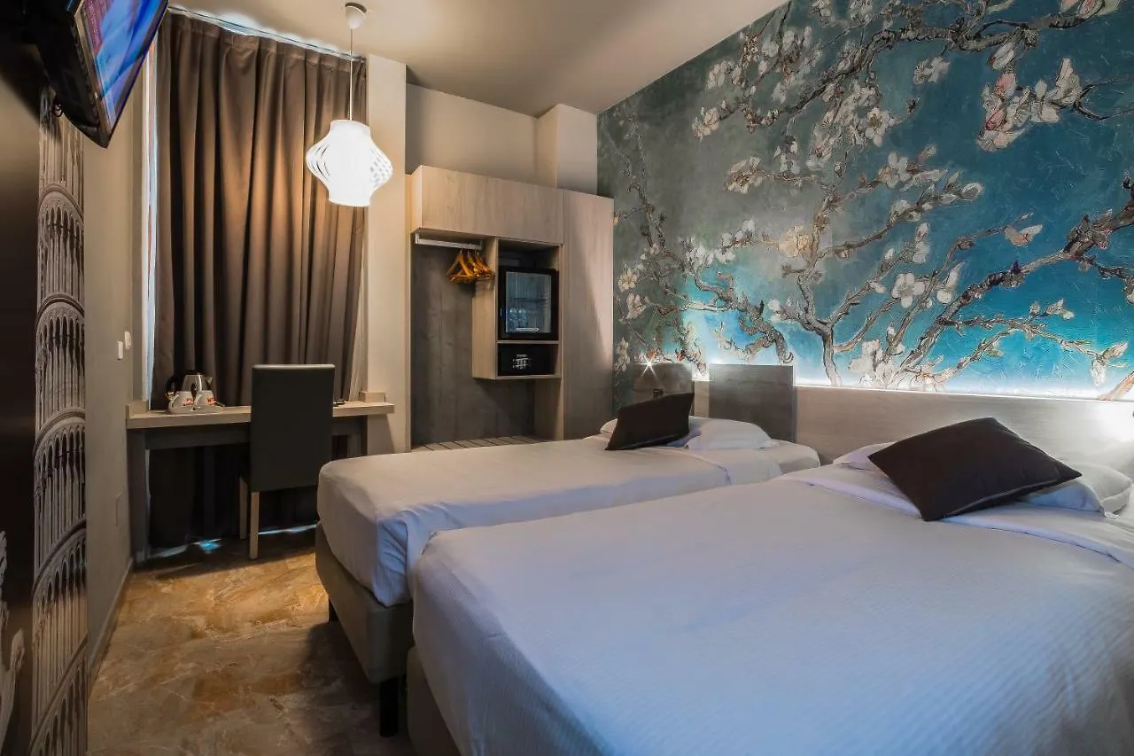 Canova Hotel Милан