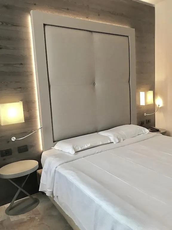 Canova Hotel Milano İtalya