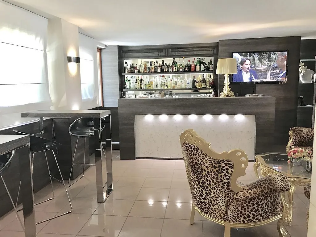 Canova Hotel Milan Italy